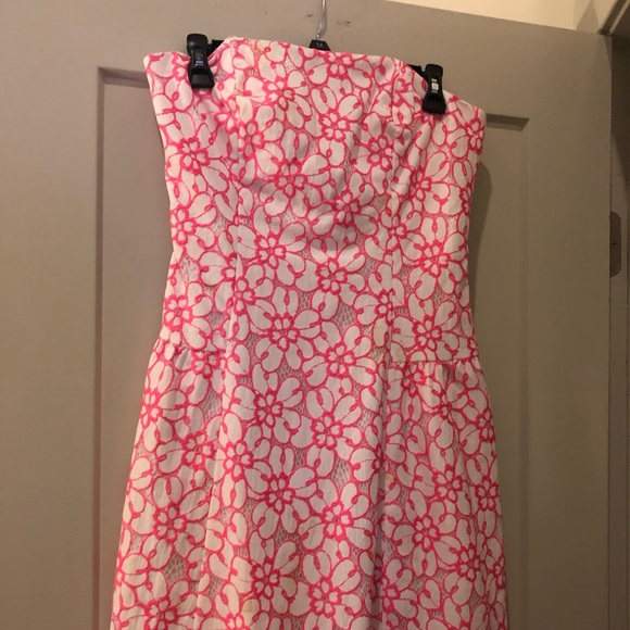 Lilly Pulitzer Dresses & Skirts - Lilly Pulitzer Strapless Dress